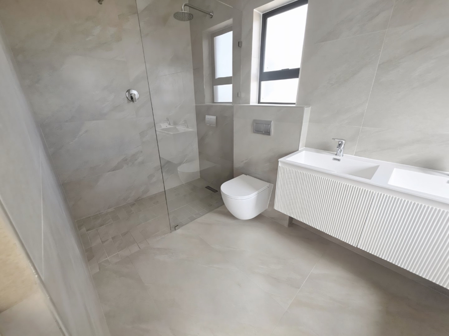 4 Bedroom Property for Sale in Sandown Western Cape